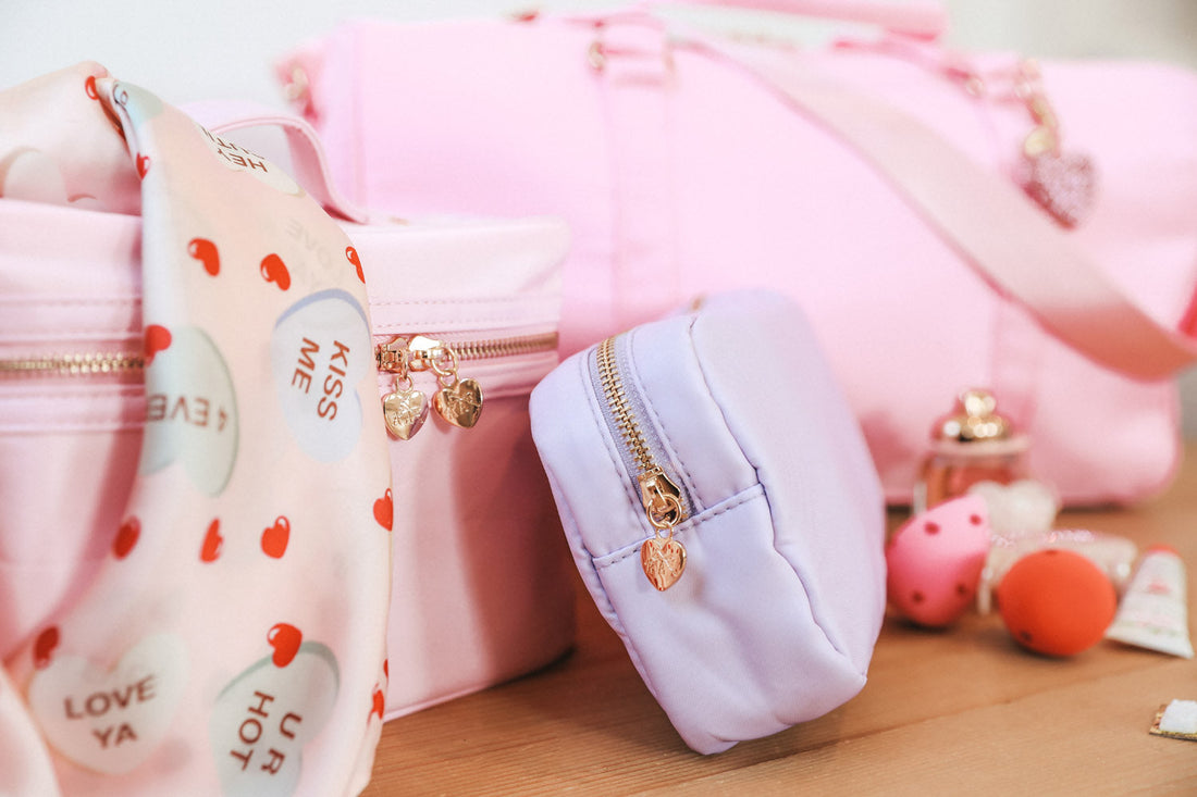 12 Travel Bag Gift Ideas for Her