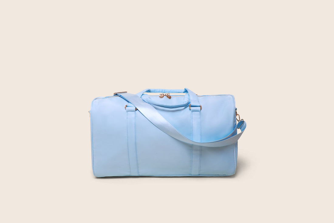 Choosing a Feminine Duffle Bag for Carry On Travel