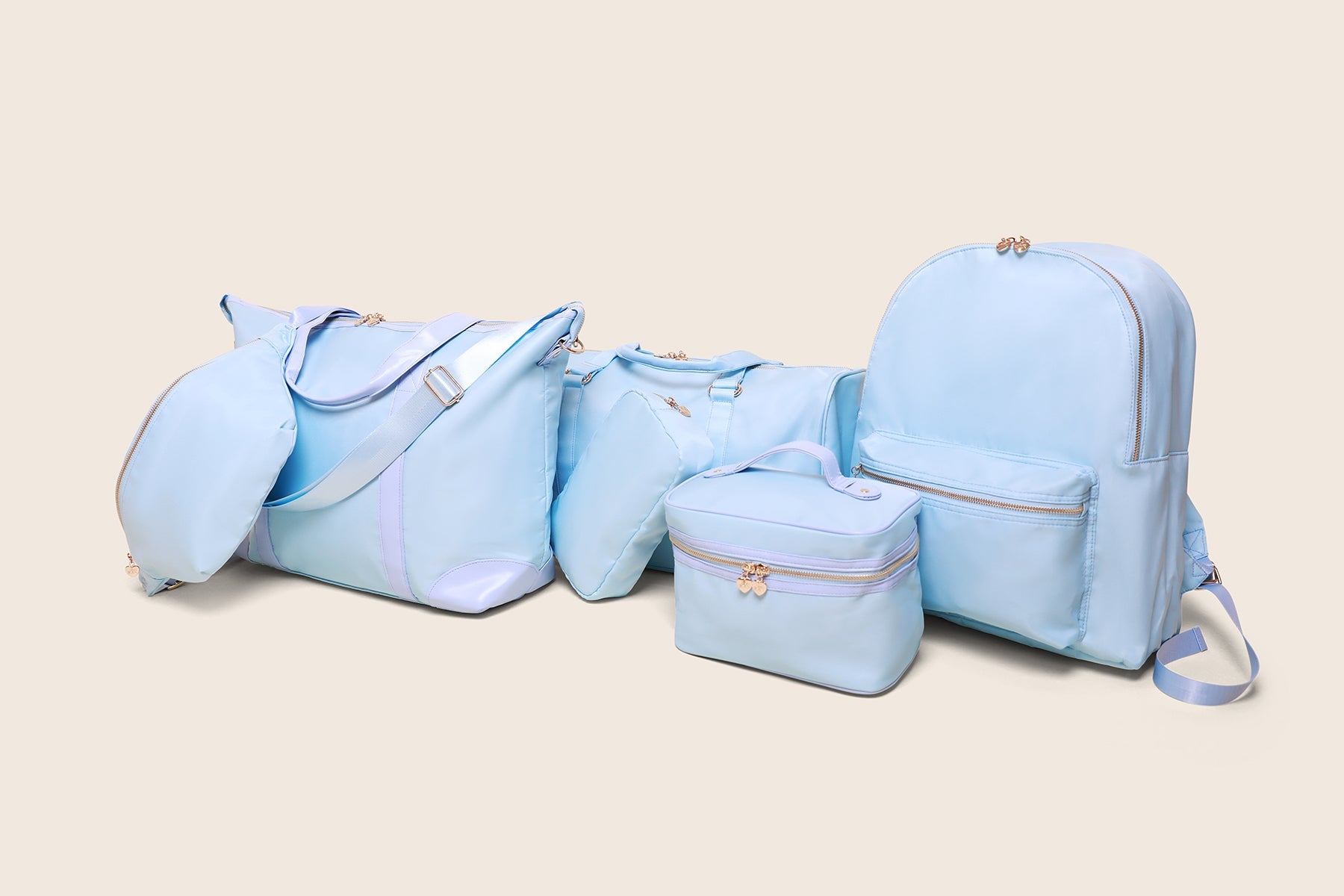 9 Baby Blue Accessories Outfit Ideas