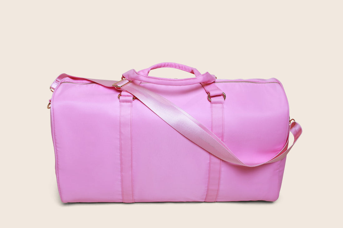 How to Choose a Pink Duffle Bag for Travel