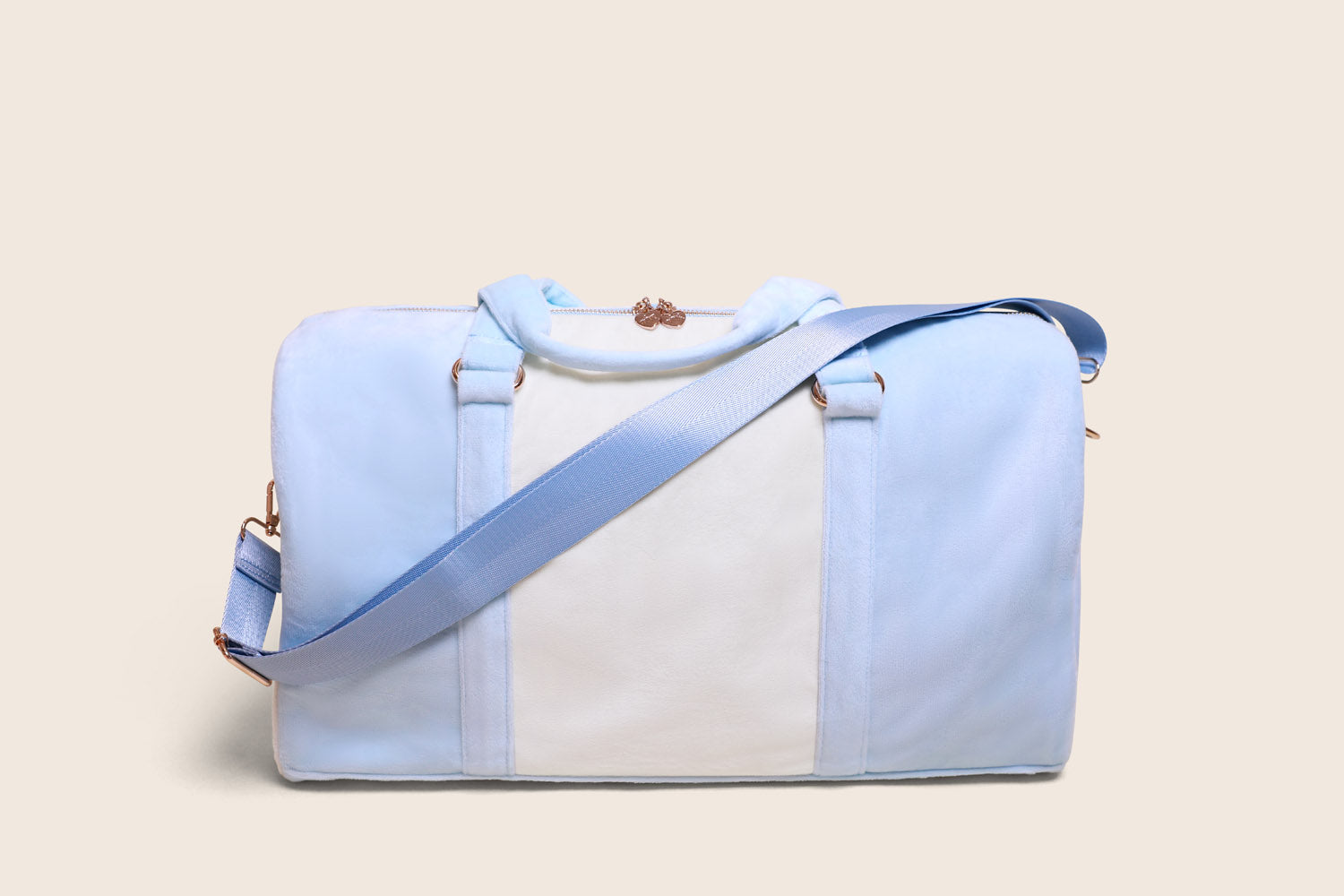 How to Pick a Cute Gym Bag for Women