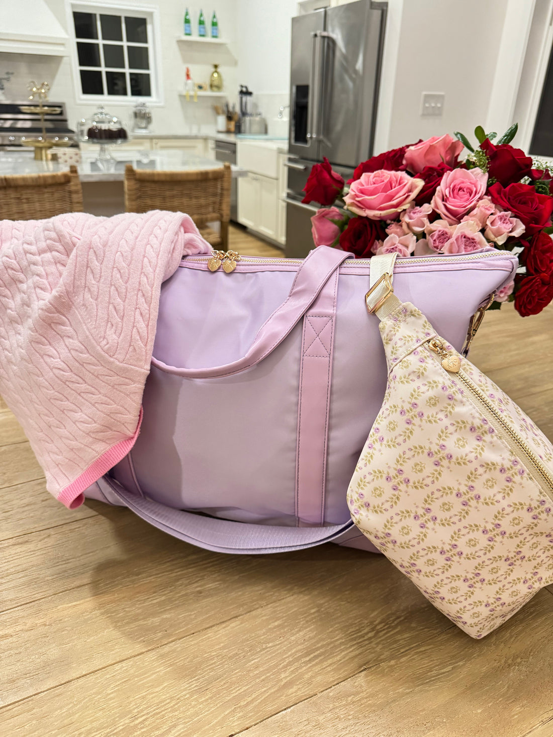 What Should a Travel Tote Hold?